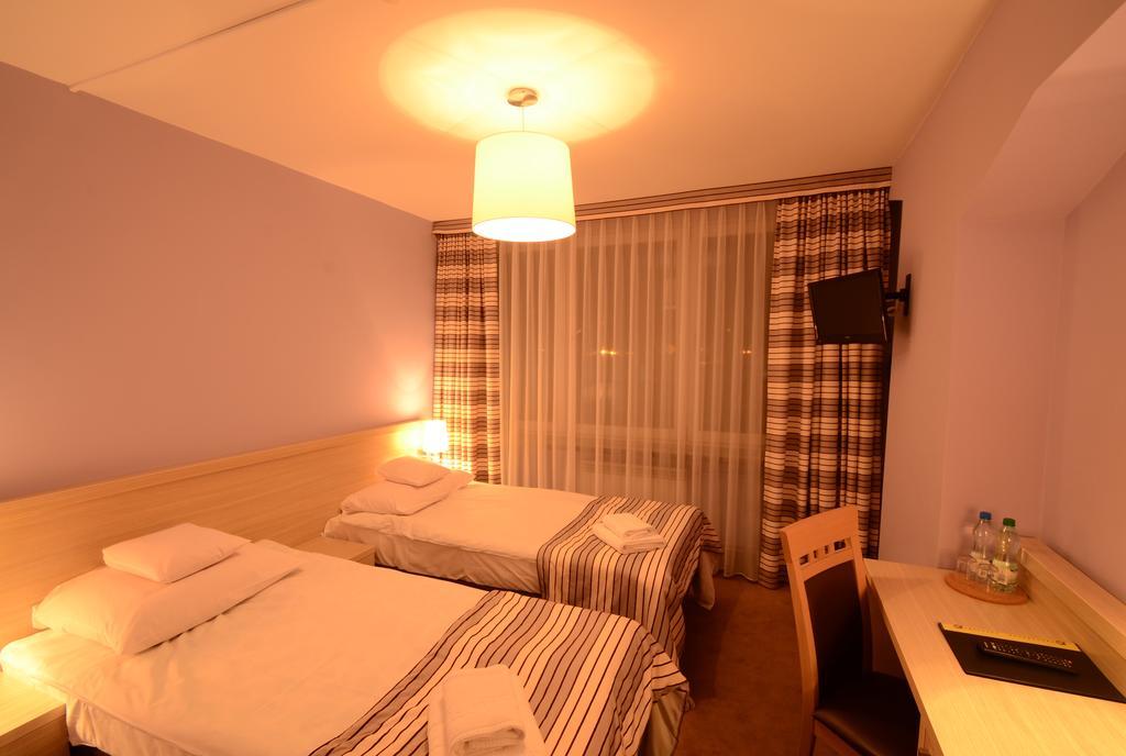 Hotel Pzmot Люблин Номер фото