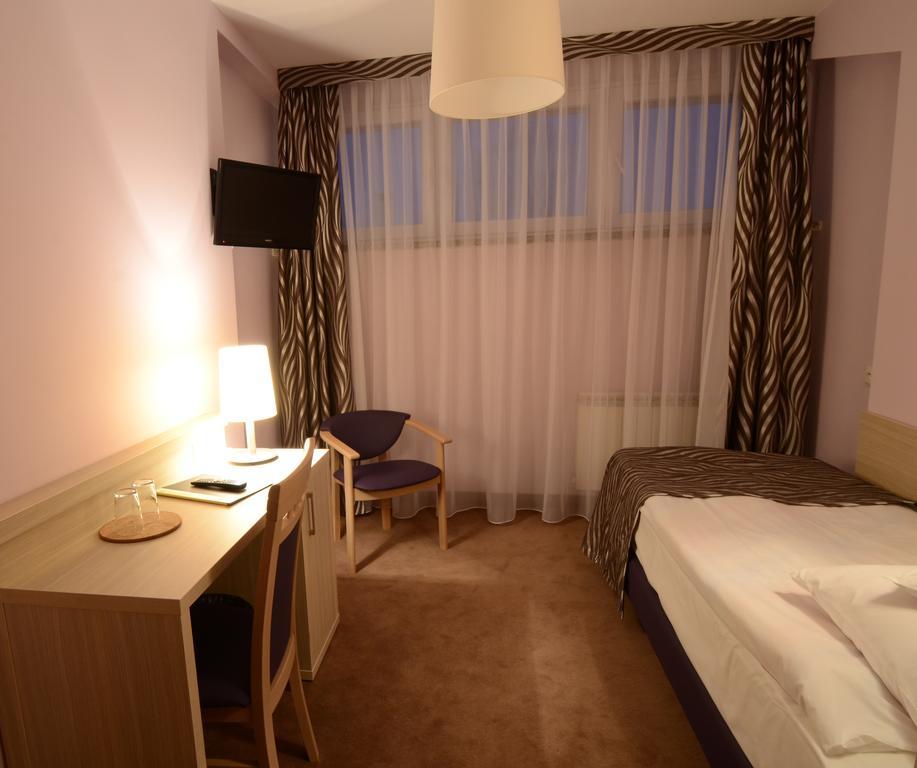 Hotel Pzmot Люблин Номер фото